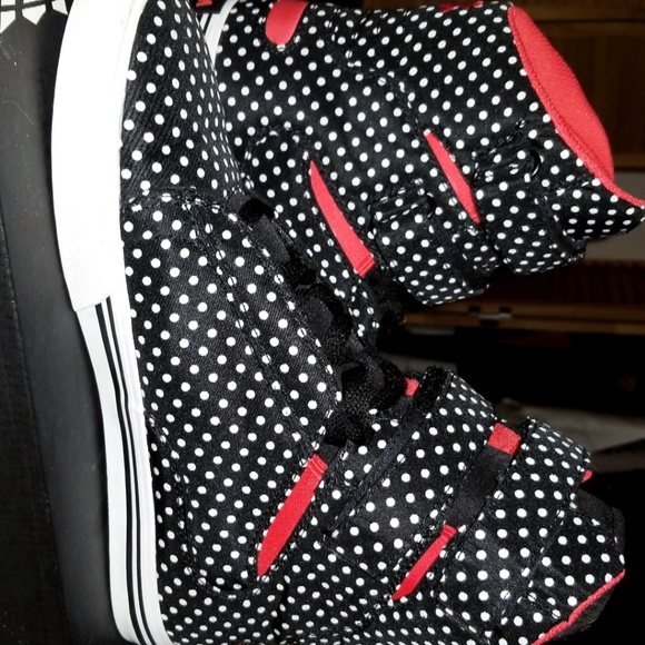 supra society polka dot